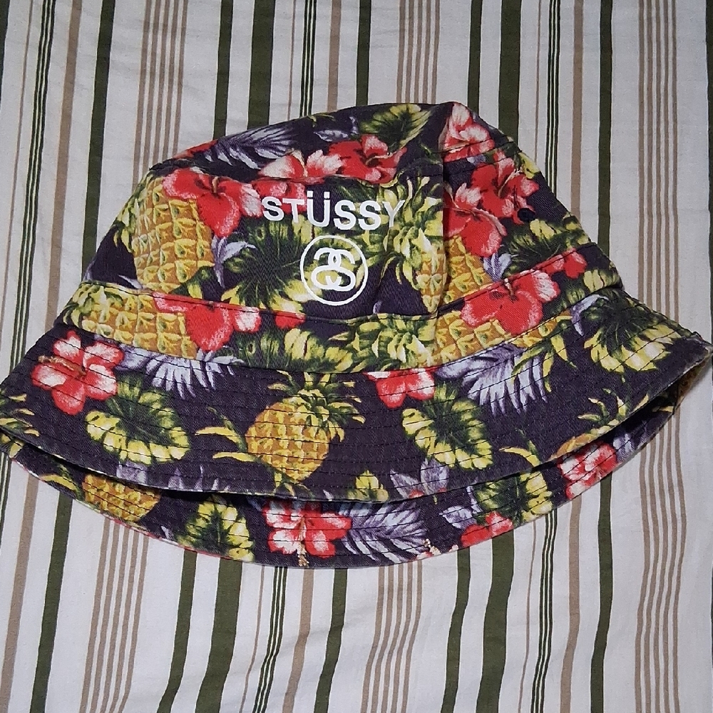 Stussy Kids Pineapple Floral Bucket Hat - Black, Red, Yellow